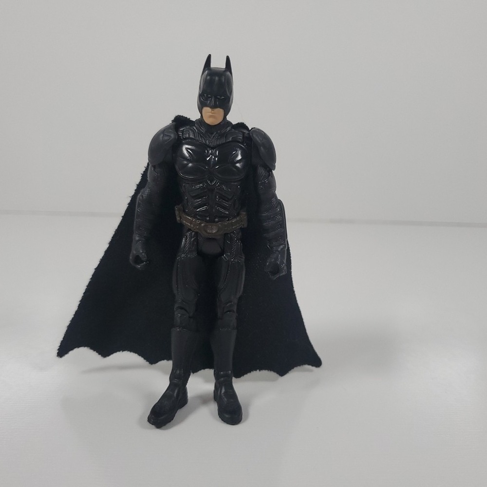 BATMAN The Dark Knight Rises 4" Mattel 2012 DC Action Figure